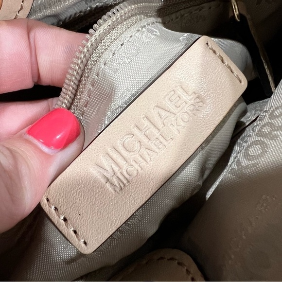 Michael Kors Gold Mirror Metallic Crossbody Purse EUC - Picture 8 of 11